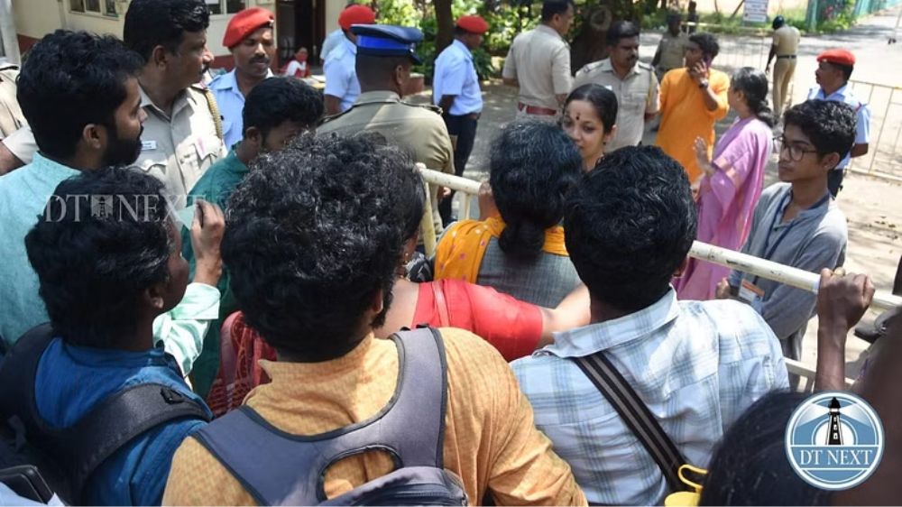 Kalakshetra case: Asst professor Hari Padman is absconding, cops claim