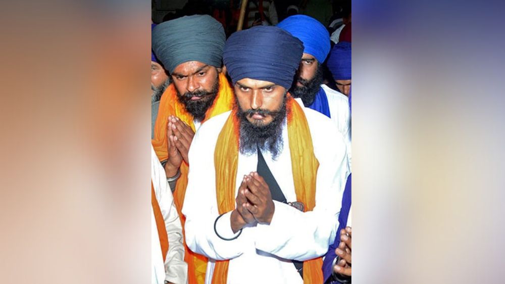 Amritpal Singhs aide Papalpreet Singh arrested: Sources Amritpal Singhs aide Papalpreet Singh arrested: Sources