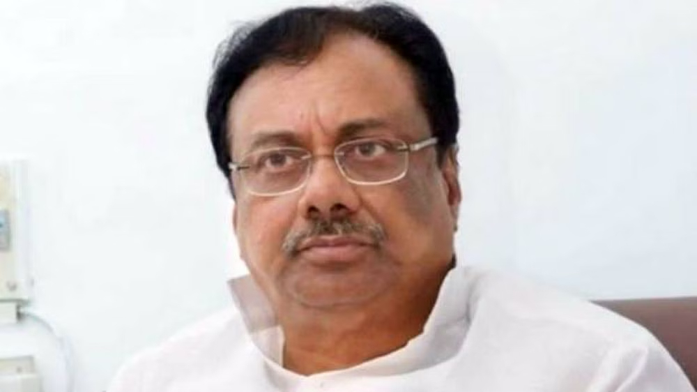 EVKS Elangovan discharged from hospital post Covid recovery