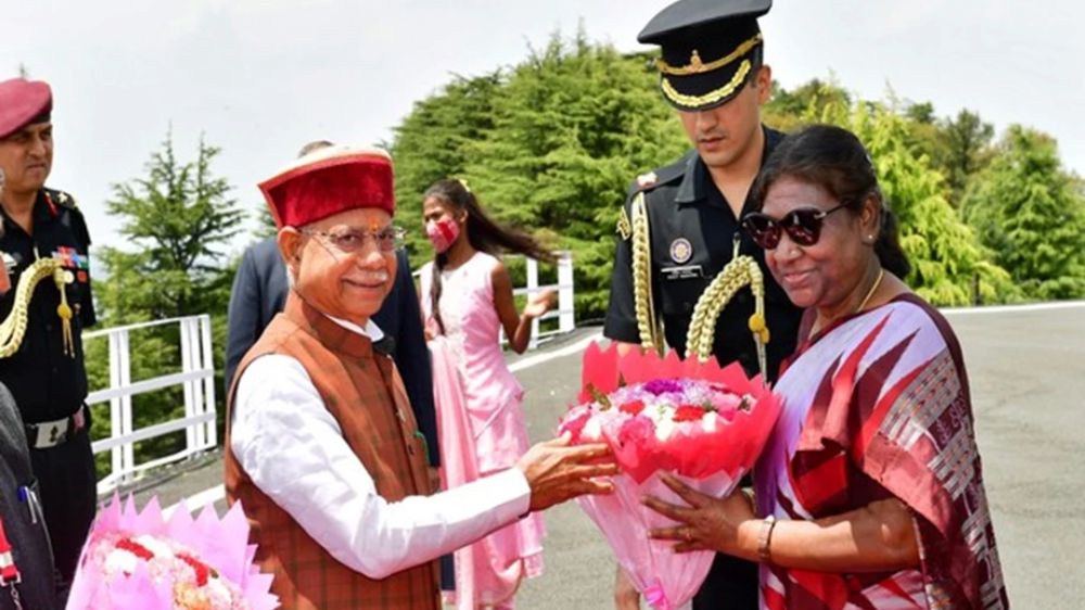President Droupadi Murmu arrives in Shimla on four-day visit