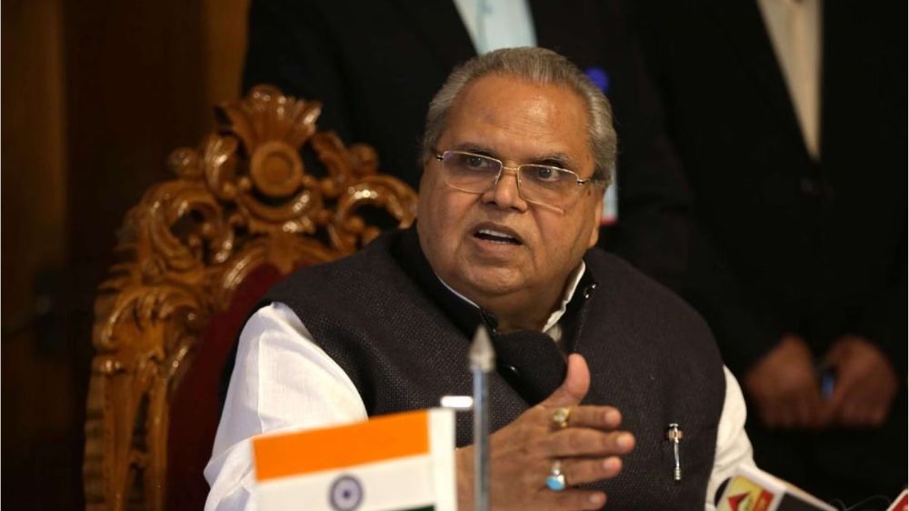 Delhi Police say 24 persons, not Satya Pal Malik, were detained