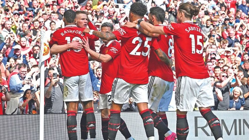 Manchester United fans growing impatient for sale of club