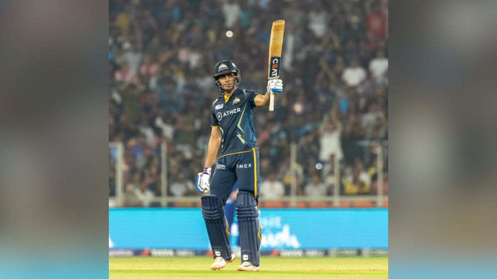 Miller, Manohar, Tewatia power GT to 207/6 against MI
