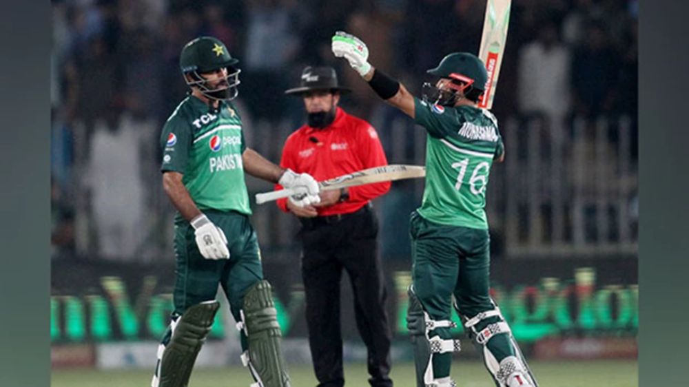 Fakhars 180 guides Pak to thrilling victory against NZ in 2nd ODI
