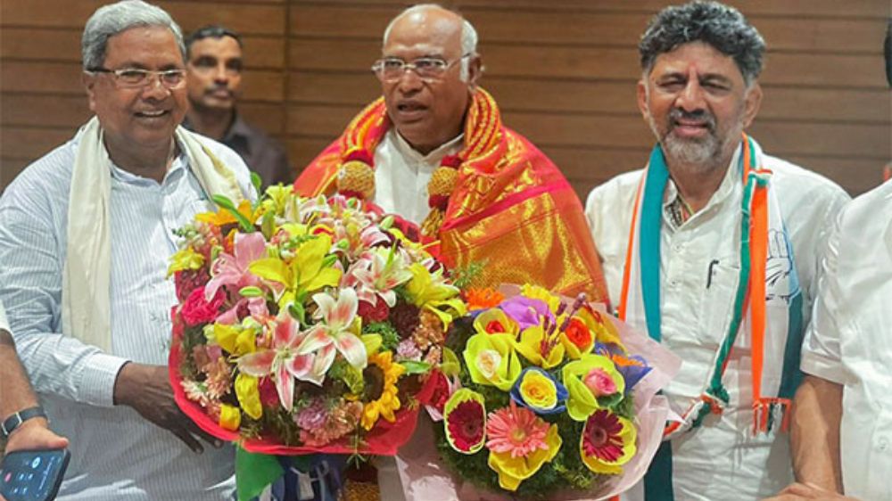 Ktaka govt formation: Kharge to invite oppn leaders for swearing-in ceremony