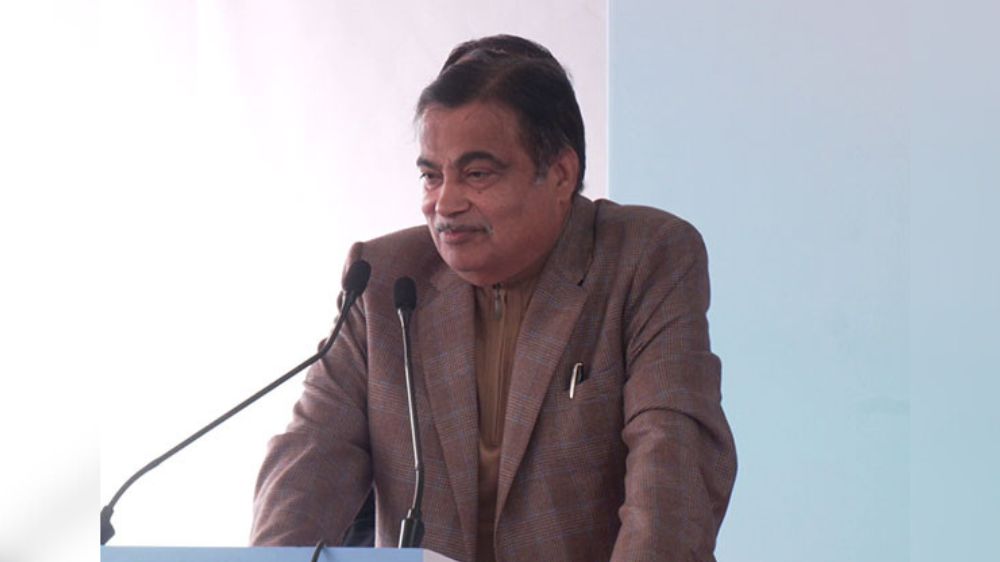 Nitin Gadkari reviews progress of Kaziranga Elevated Road project