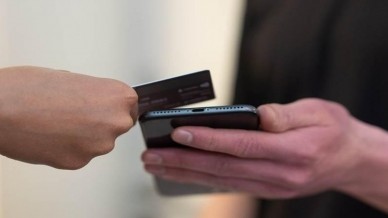 Cash share in POS transaction value to fall nearly 50% globally by 2026