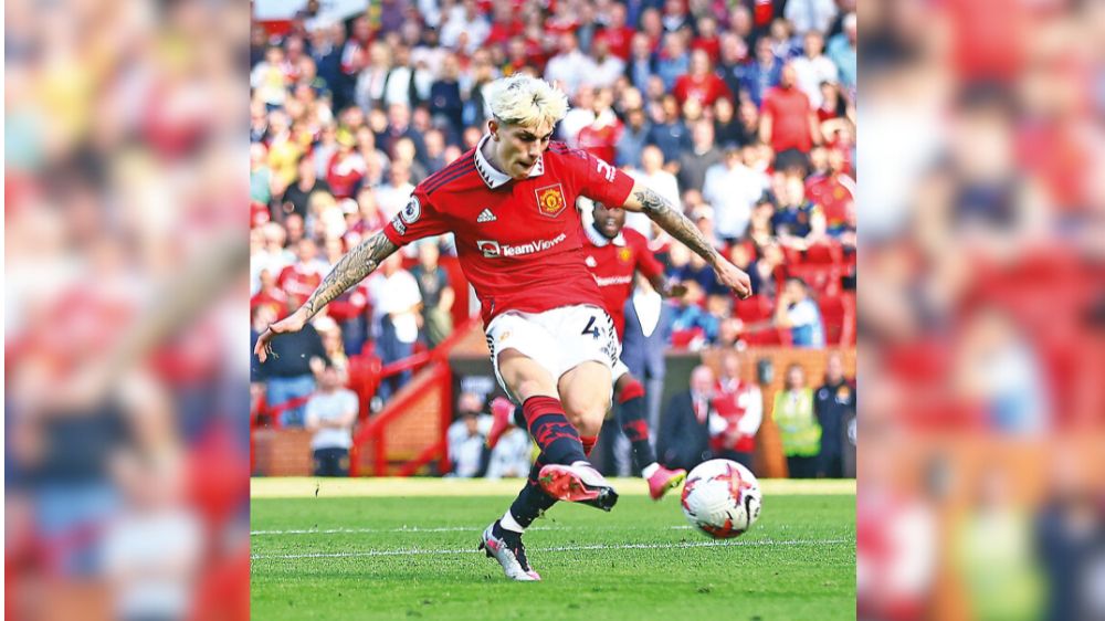 United records 2-0 win over Wolves