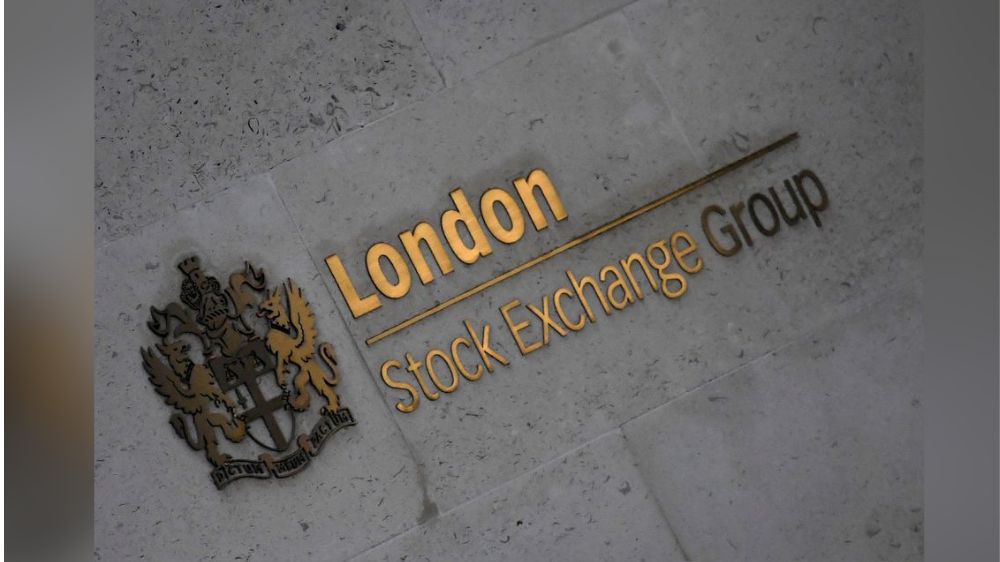 London stocks finish higher as banking crisis concerns fade