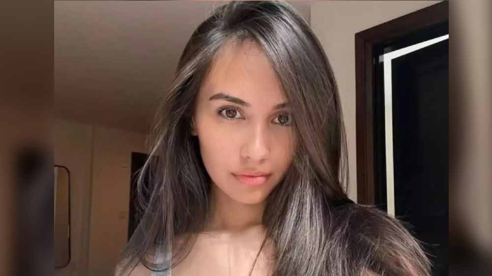 Model creates AI clone of herself, charges Rs 5K per hour Model creates AI clone of herself, charges Rs 5K per hour