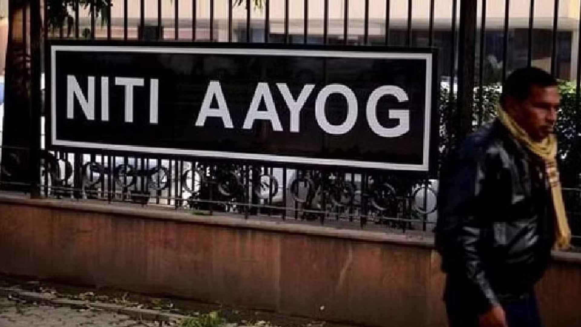 NITI Aayog seeks consultant for evaluation of NHAI functioning