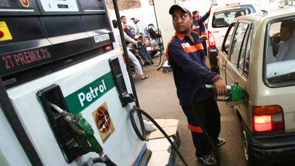 Petrol, diesel prices remain unchanged for 362nd day in Chennai