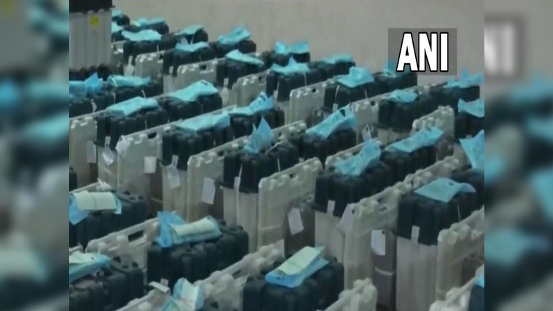 Ktaka Poll: Early trends show Congress leading on 25 seats, BJP on 12