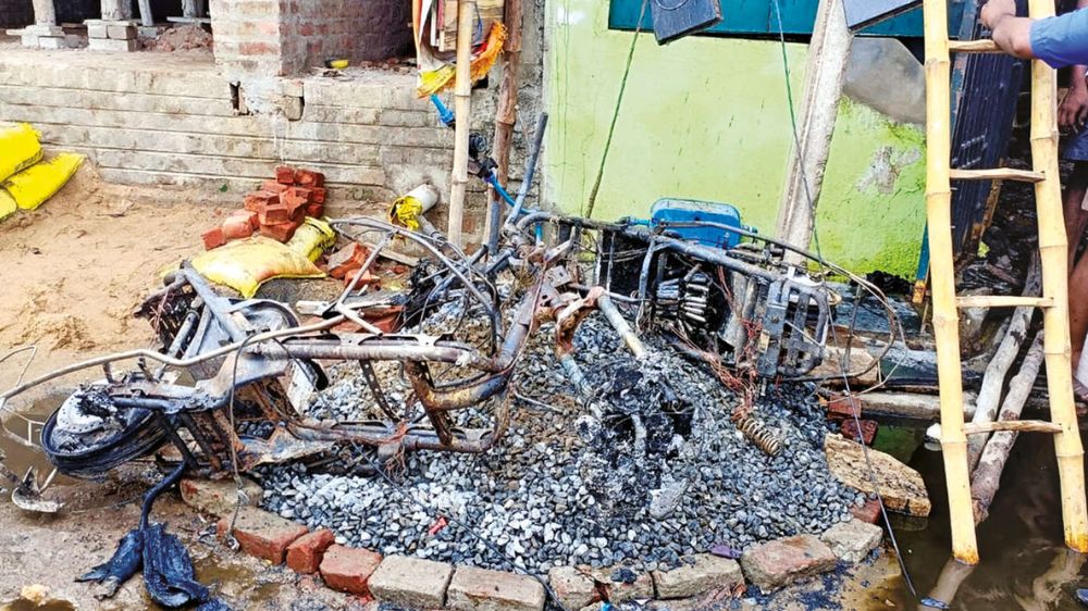 Fire from e-bike guts three vehicles