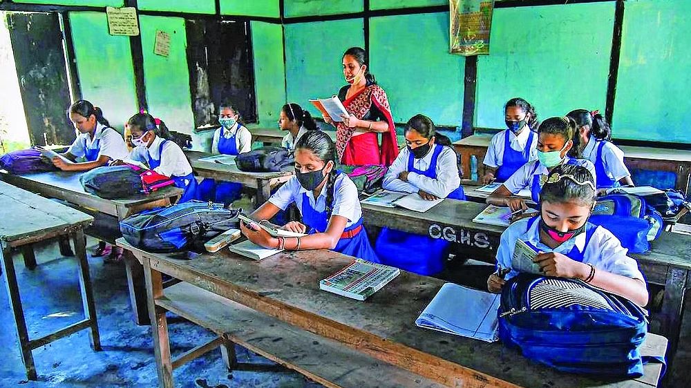Minister hints at reinstating Director post in School Edu dept