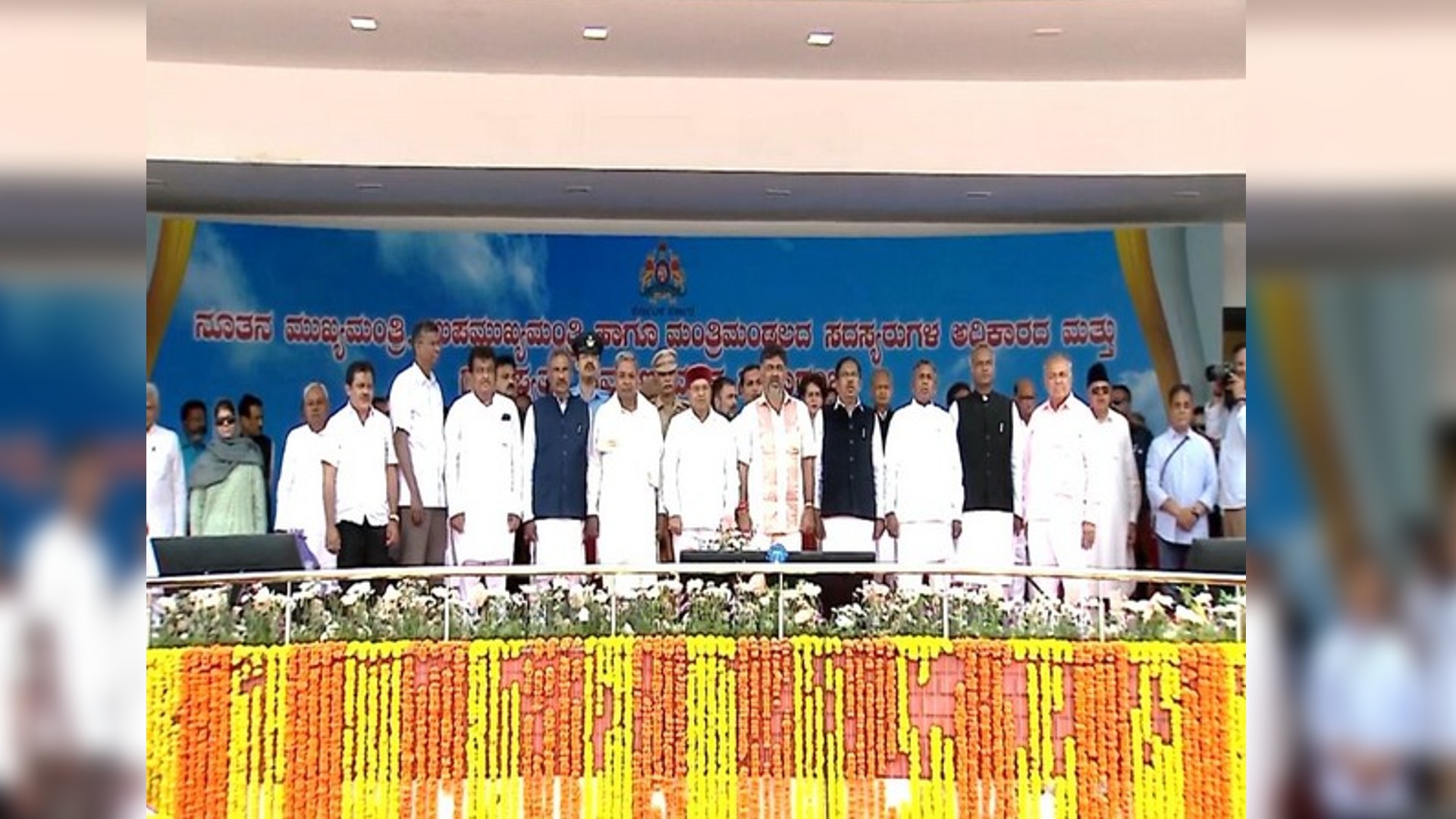 8 MLAs sworn in as Ministers in new Karnataka Cabinet