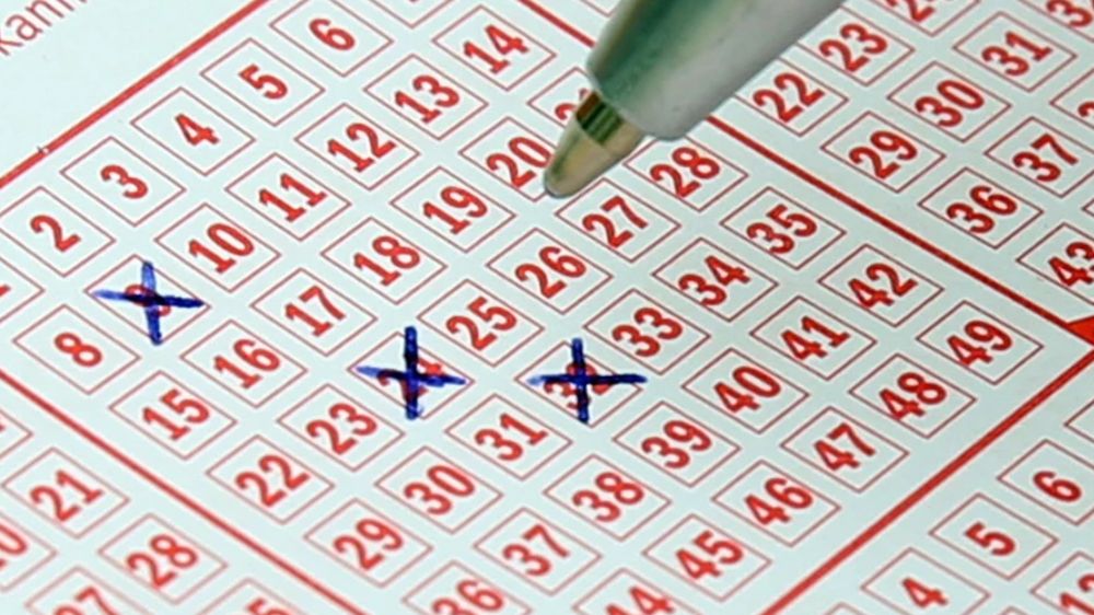 Chinese snap up lottery tickets amid economic gloom