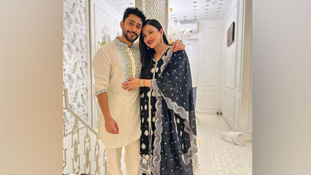 Parents-to-be Gauhar, Zaid beam with joy in baby shower pics Parents-to-be Gauhar, Zaid beam with joy in baby shower pics