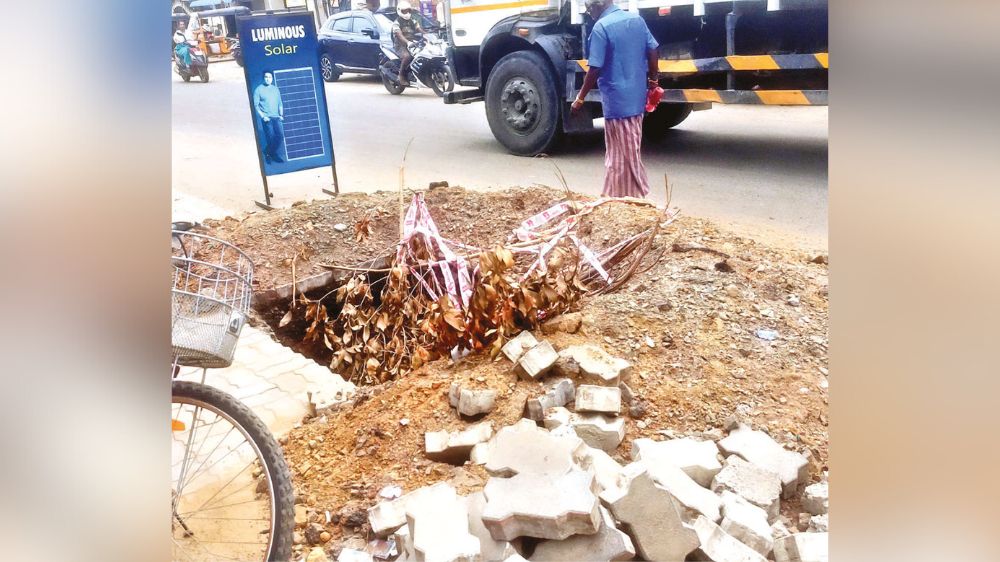 Pit dug up for sewage now a public threat in Pallavaram