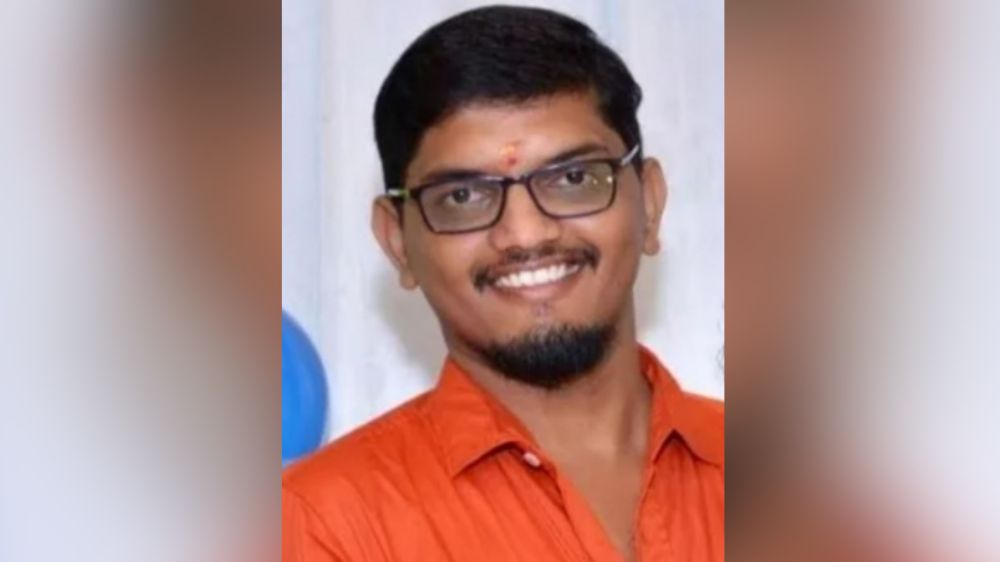 Indian dies after being hit by car in Florida