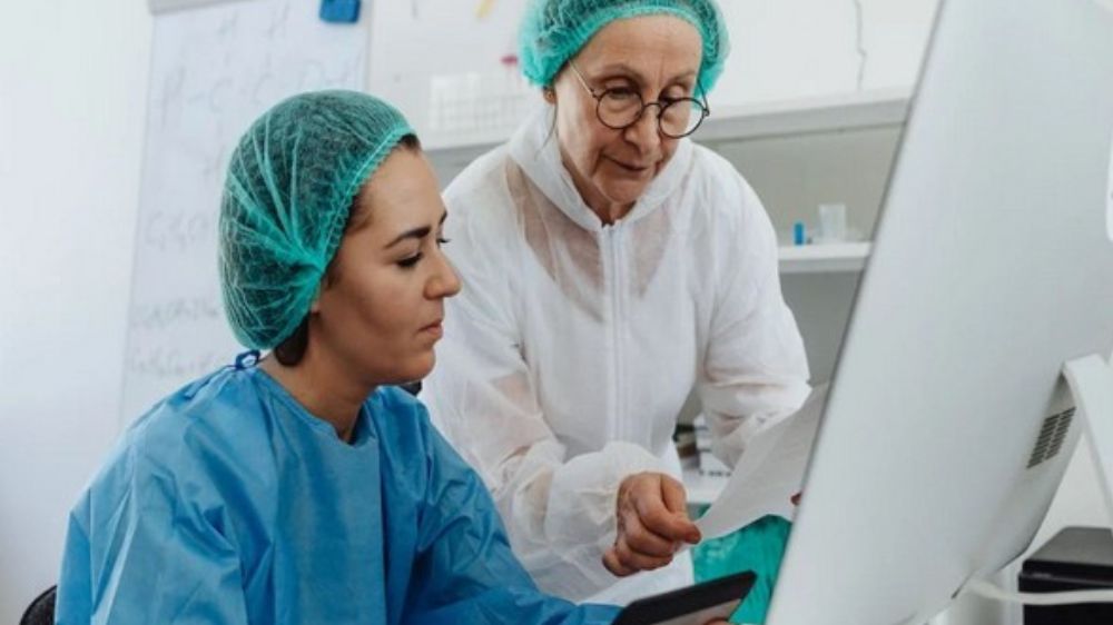 Surge of activity correlated in dying brain: Study