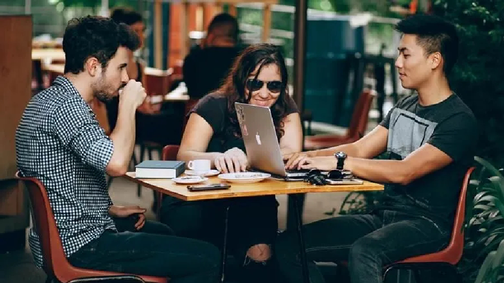 5 digital tools for millennial entrepreneurs to grow business faster