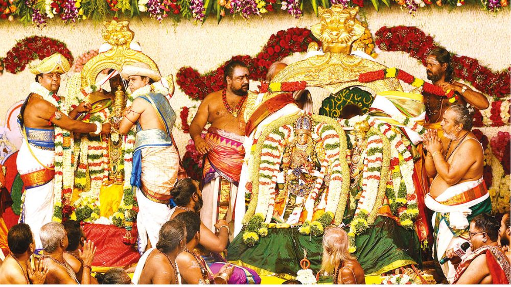 Thousands witness Madurai celestial wedding Thousands witness Madurai celestial wedding
