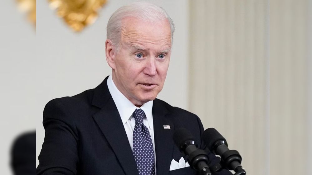 Indian-origin teen crashes truck into a WH barrier to kill Biden