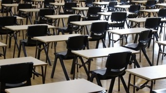 1 in 5 Aus secondary school students behind on literacy, numeracy skills 1 in 5 Aus secondary school students behind on literacy, numeracy skills