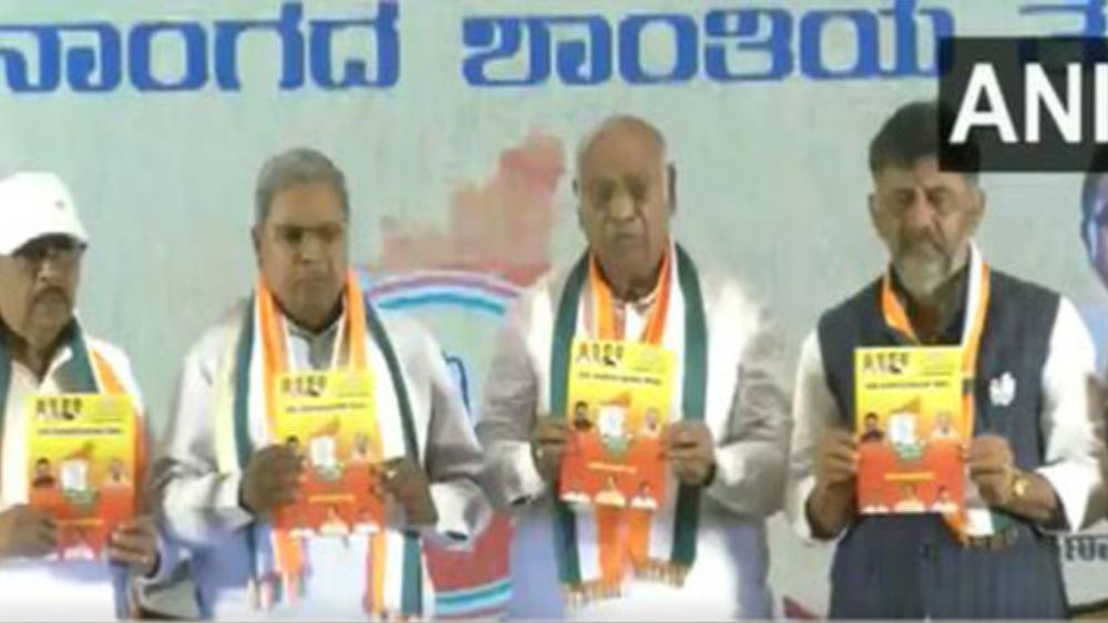 Ktaka polls: Will ban..., Cong cites Bajrang Dal, PFI in manifesto