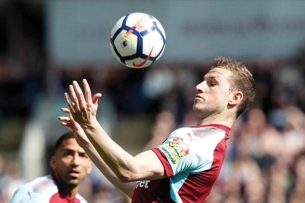 Burnley beat Leicester to boost European hopes