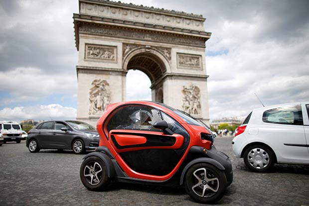 Ola to roll out 10,000 e-vehicles in one year