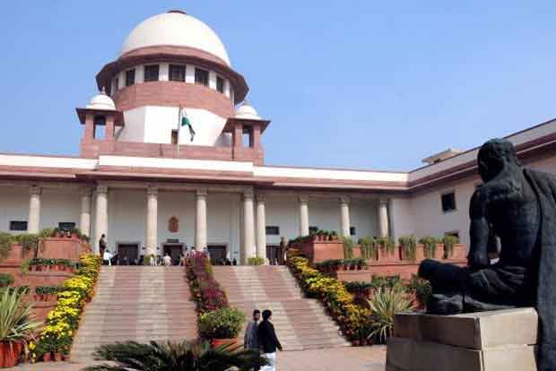Supreme Court questions Centre on mandatory seeding of Aadhaar with mobile