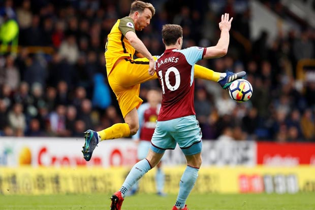 Brighton take point at Burnley to edge closer to safety