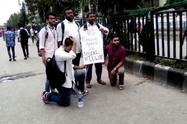 Bangladesh police fire tear gas to clear protesters blocking traffic