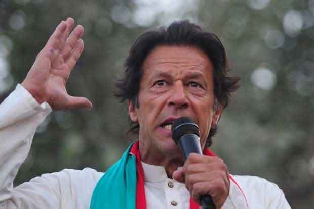 Pakistan PM Imran Khan announces 20-member Cabinet, Qureshi gets foreign portfolio