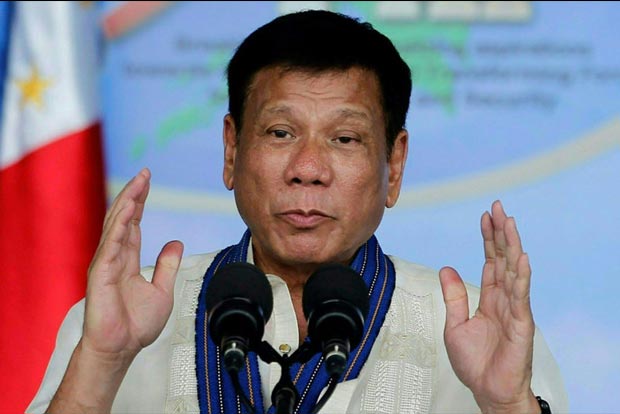 Duterte says three US officials seeking talks on Philippines defence procurement