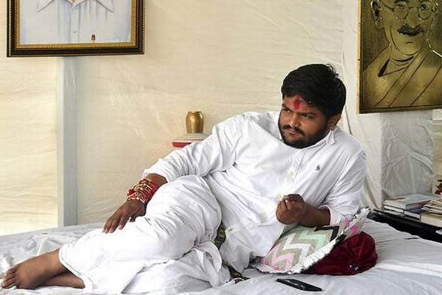 Hardik Patel vows to continue fast for quota, more support pours in
