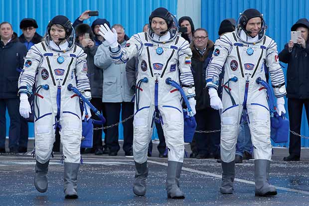 3-nation crew blasts off to space station