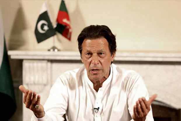 Pak PM Imran condemns civilians death in Kashmir