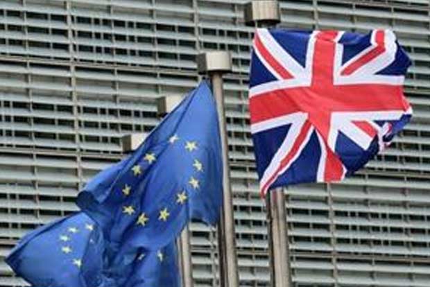 UK Cabinet meets to scale up no-deal Brexit planning