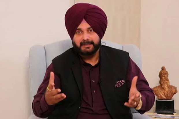 Guj govts energy bill waiver mere lollipop, says Sidhu