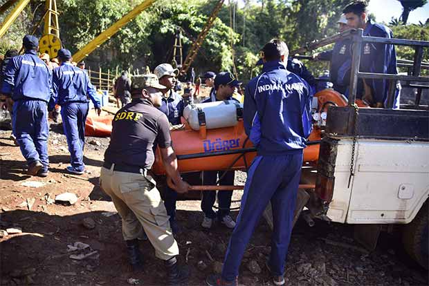 No news of trapped miners as Navy, NDRF men dive down the coal pit in Meghalaya