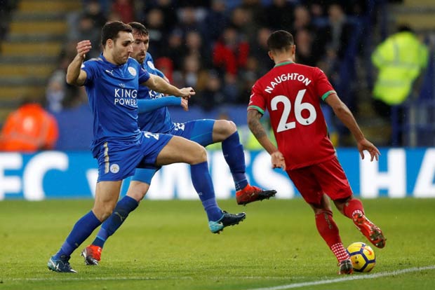 Fernandez goal moves Swansea out of drop zone