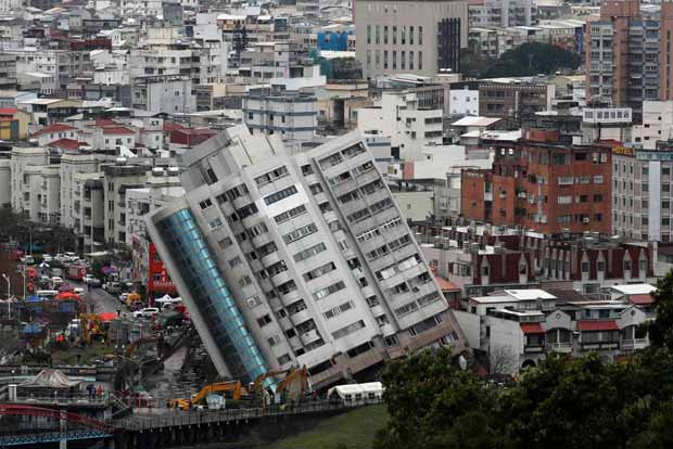 Earthquake-hit Taiwan city still on edge as rescuers hunt survivors