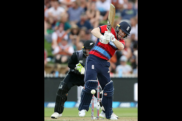 New Zealand advances to final despite two-run loss to England
