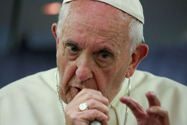 Pope backs down after defending Nigerian bishop rejected by locals