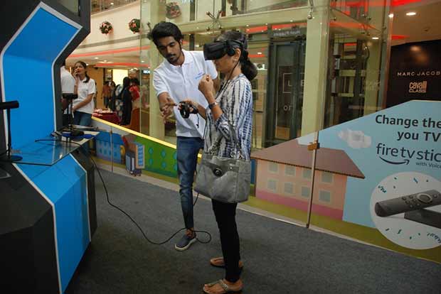 e-commerce giant banks on VR tech to woo customers in metros