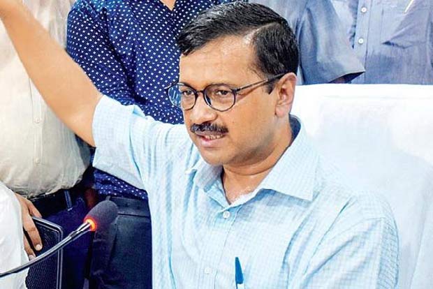 Kejriwal inspects mohalla clinics, dismayed over objections of space constraint