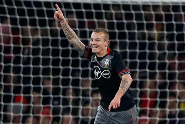 Southamptons Clasie joins Feyenoord on season-long loan